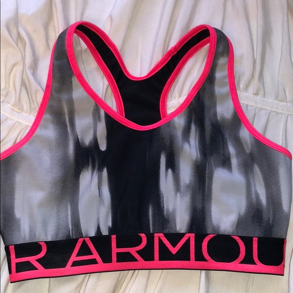 Reversible Under Armor sports bra! - Picture 3 of 4